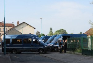 FAITS DIVERS - JUSQU’À 9 H 30 HIER MATIN IMPOSSIBLE DE CIRCULER DANS CETTE ARTÈRE