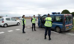 Des gendarmes sur les routes hier