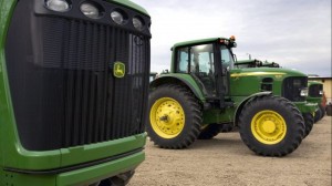 Limoges neuf individus interpellés par la gendarmerie dans le cadre d'un trafic international de tracteurs