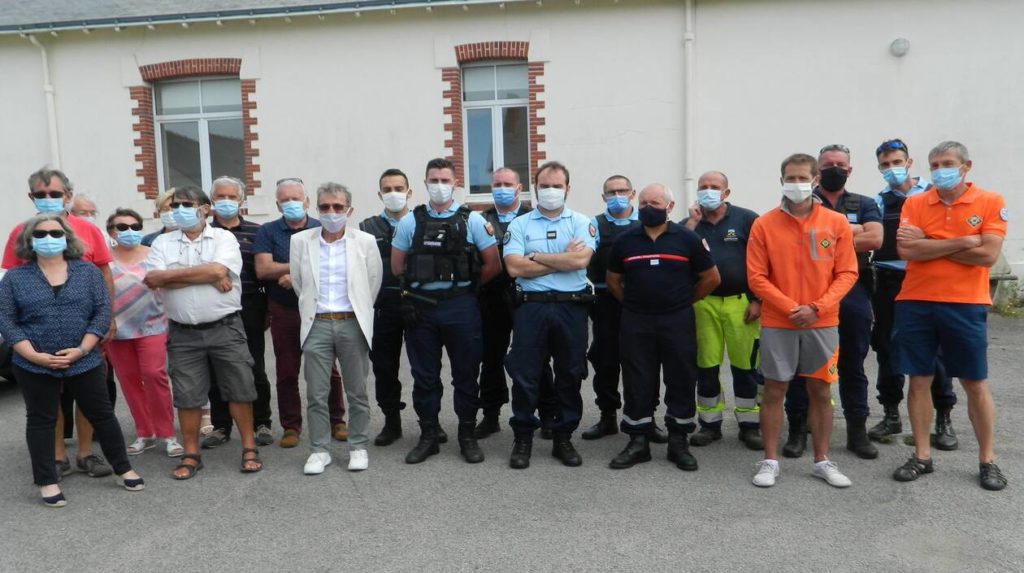 Les saisonniers ont été accueillis en mairie par le maire Jacques Prieur.